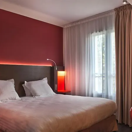 Western Seine West 3* ピュトー