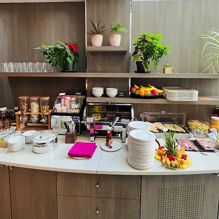 ホテル Western Seine West 3*